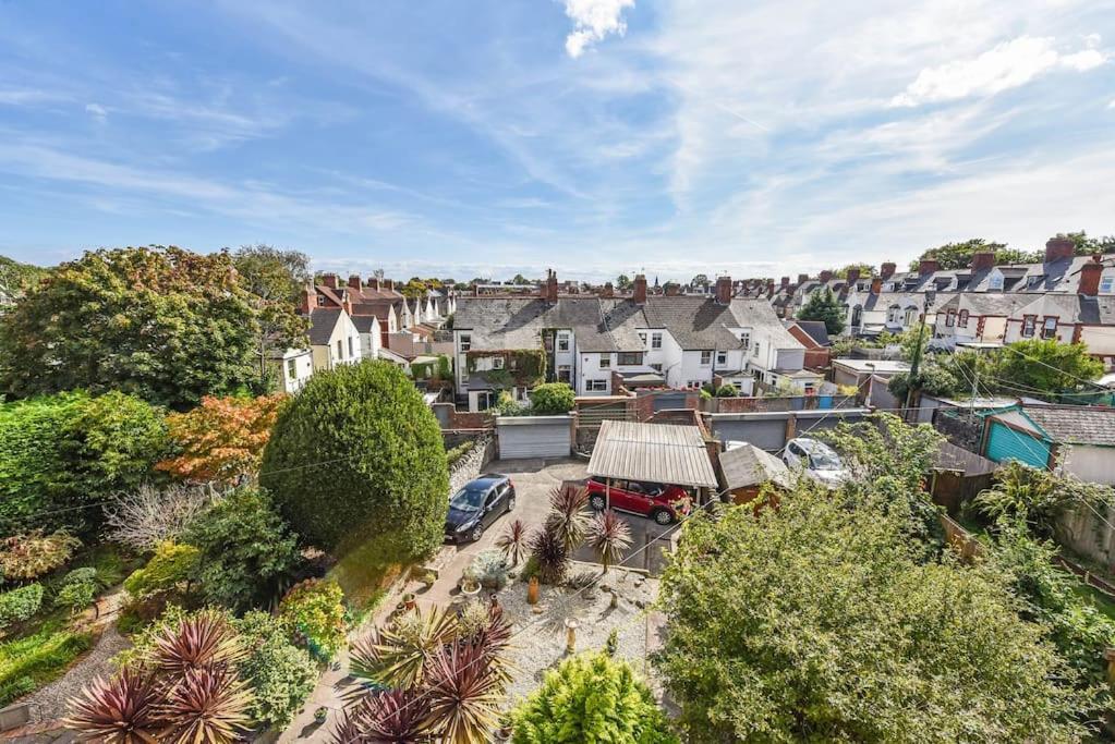 Traditional 3-Bed Property In Pontcanna With Parking Cardiff Extérieur photo