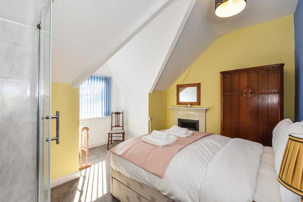 Traditional 3-Bed Property In Pontcanna With Parking Cardiff Extérieur photo